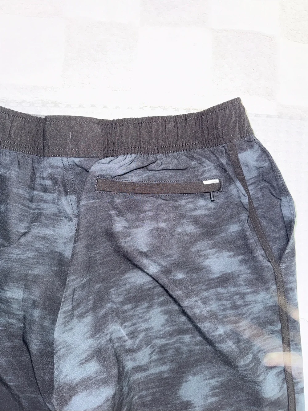 Vuori breathable athletic